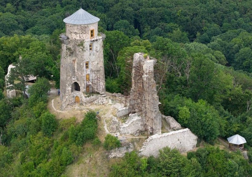 Castle Slanec, Slanec, Slovakia, Slovakia